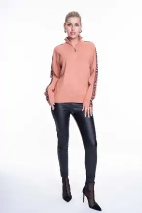 MAYO CHIX pletený pulover Callie bežova