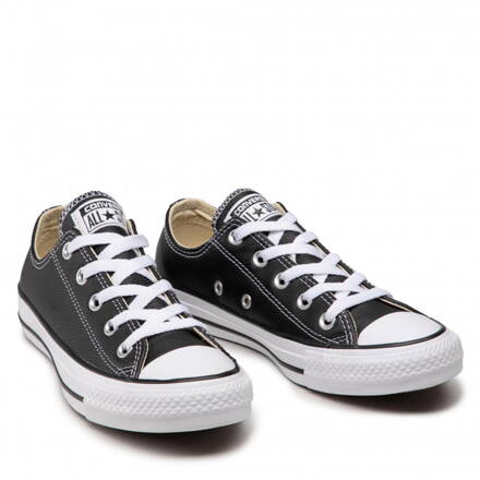 Converse Chuck Taylor All Star Leather